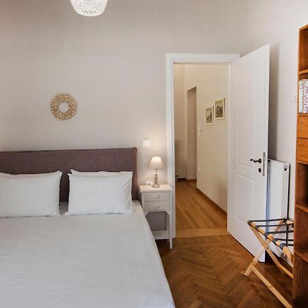 Bentzi Boutique Apartment 4 雅典 外观 照片